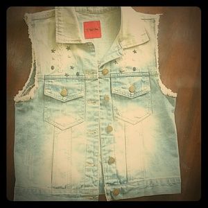 Red tulips denim vest